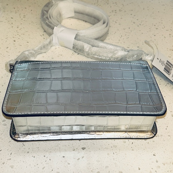 ♠️ Kate Spade Madison Croc Embossed Mini Crossbody Silver NWT - Picture 3 of 13